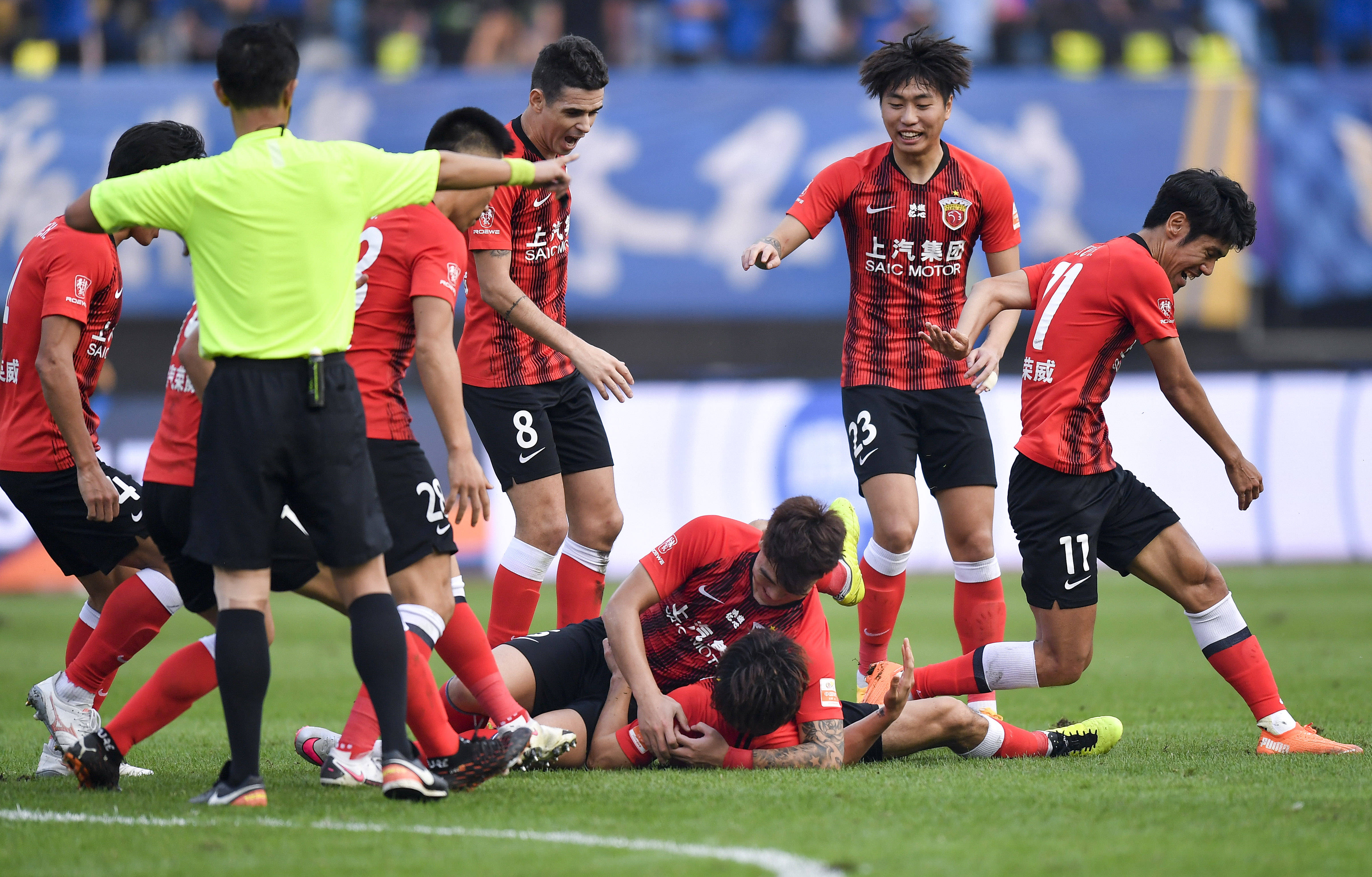 力的球队 力的球队