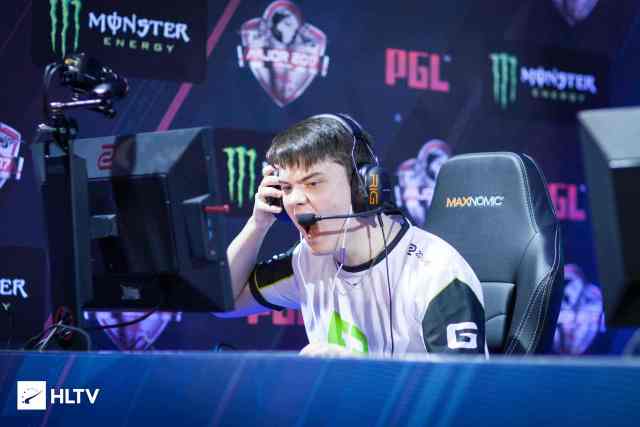 他们正变得 他们正变得