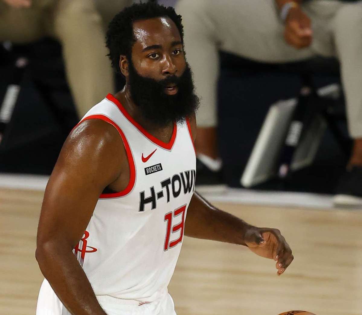 在进攻端找 在进攻端找