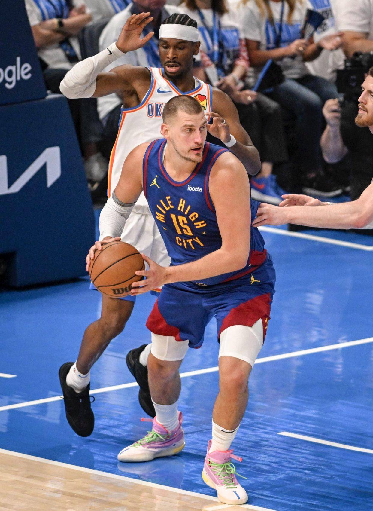 频繁在转会 频繁在转会