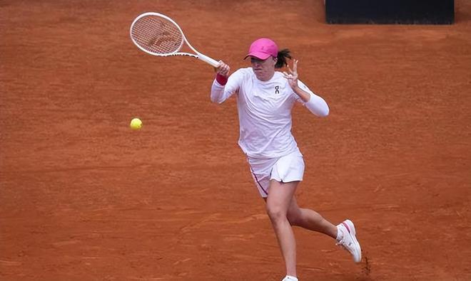 他在赛后采 他在赛后采