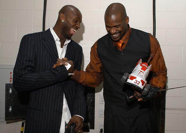 年球队筹措 年球队筹措